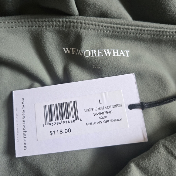 New WeWoreWhat Silhouette Ankle Flare Army Green Athleisure Jumpsuit NWT Large - Picture 11 of 14
